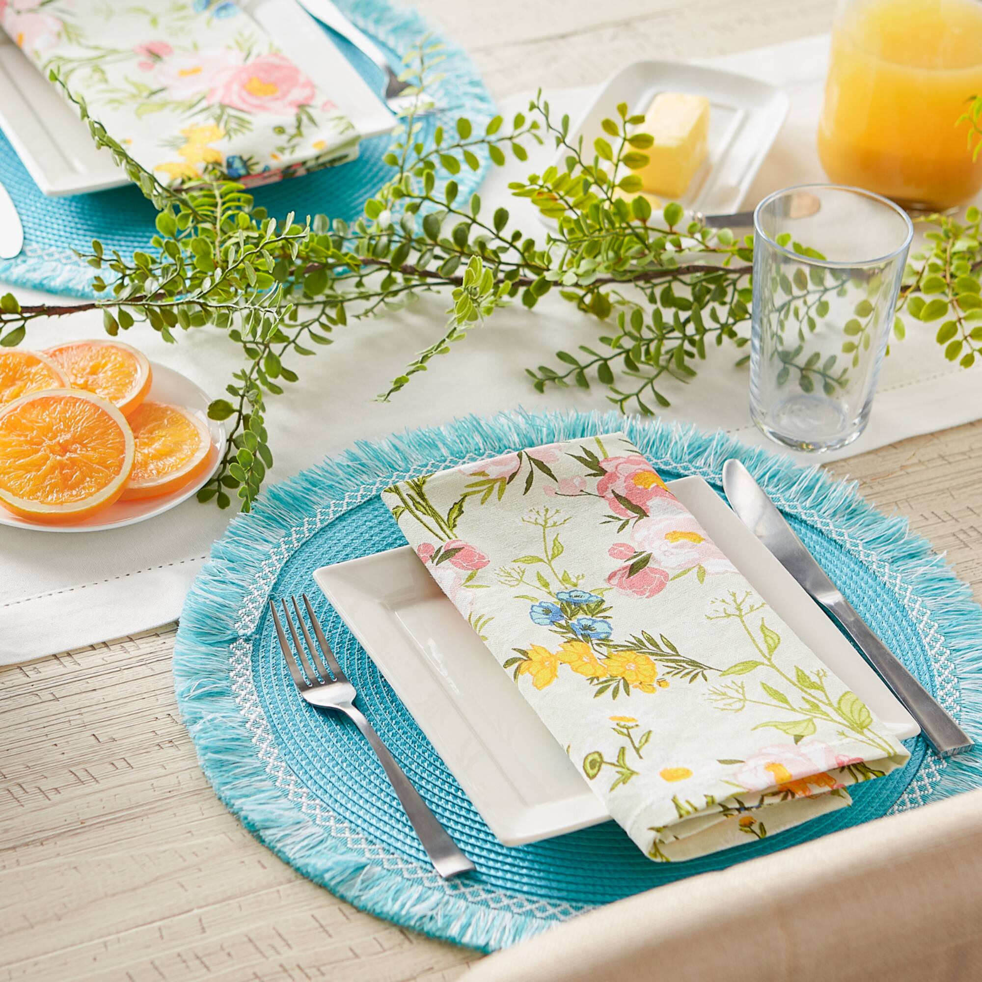 DII® Round Fringed Placemats